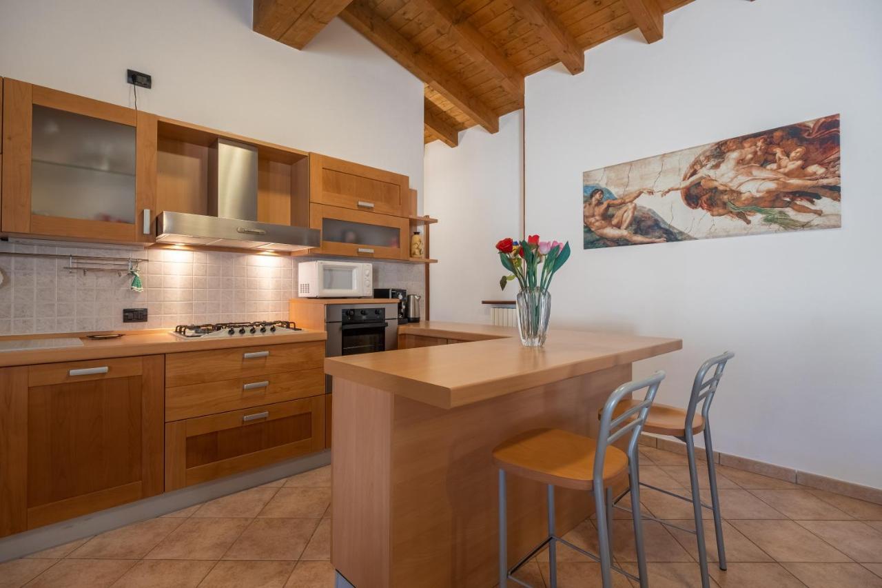 Casa Del Gatto Lägenhet Paratico Exteriör bild