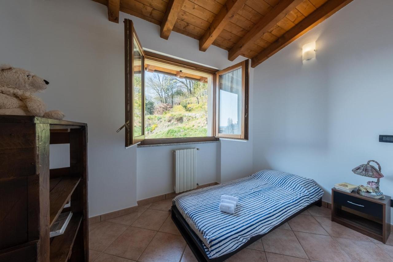 Casa Del Gatto Lägenhet Paratico Exteriör bild