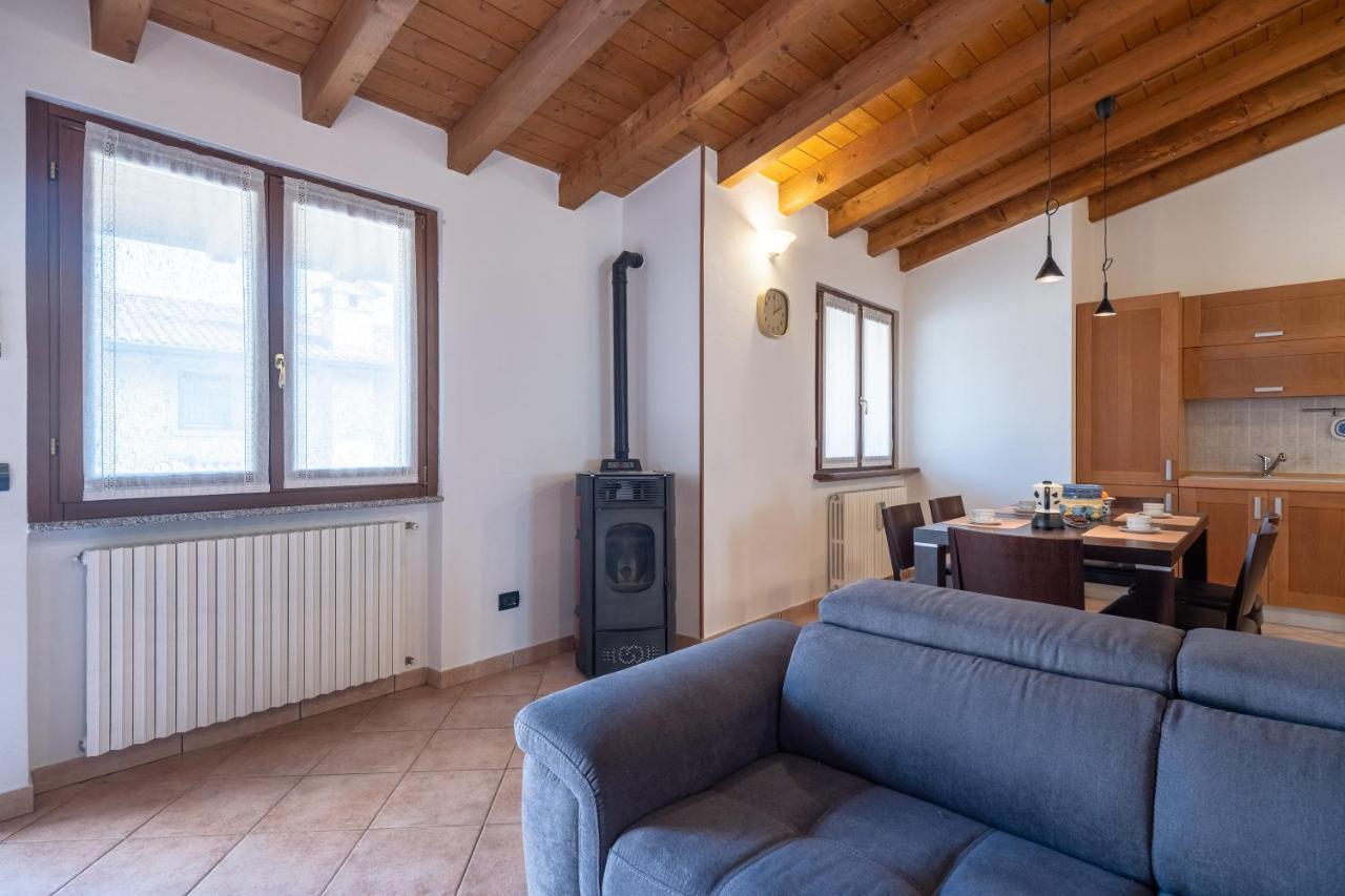 Casa Del Gatto Lägenhet Paratico Exteriör bild